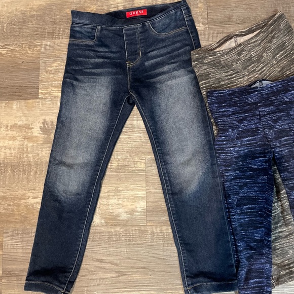 Guess stretchable jeans size6, with free 2x leggings - Picture 2 of 5